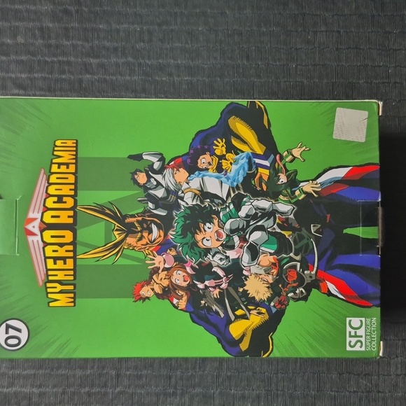 Green Action Figures and Playsets - Picture 4 of 9